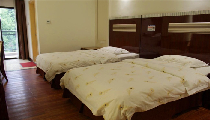 聚福楼豪华客房